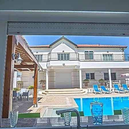 Protaras An75 Отель 3*